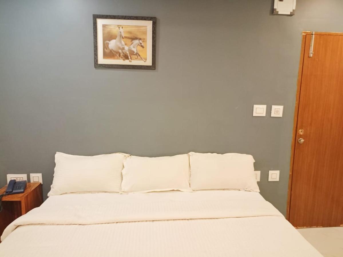 The Serenity Elite Seaview Pondicherry Exterior foto
